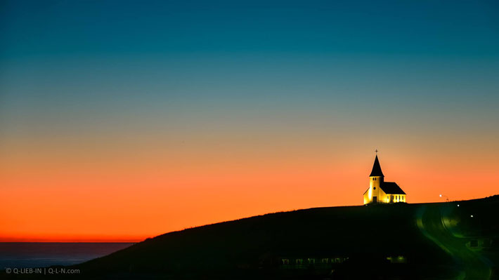 Ісландія. Нічний Пейзаж. "Morning of a new day" - sunrise in Vik, Iceland