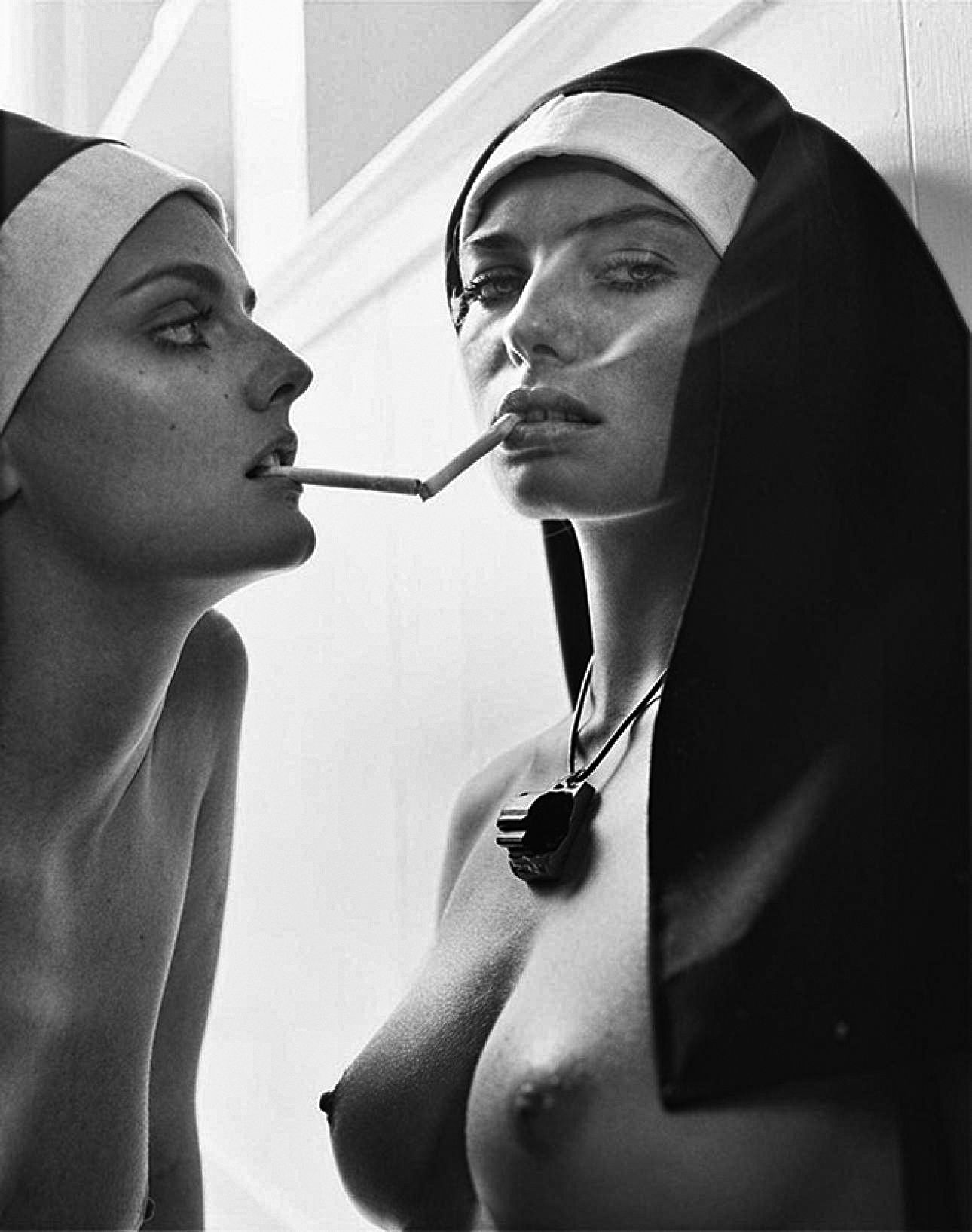 Монашки-хулиганки by Marc Hom, Jessica Hart and Lydia Hearst