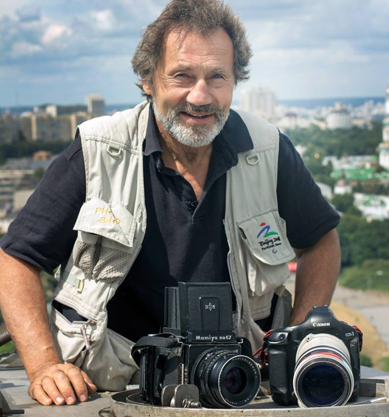 Олександр Задирака займається фотографією понад 40 років. 