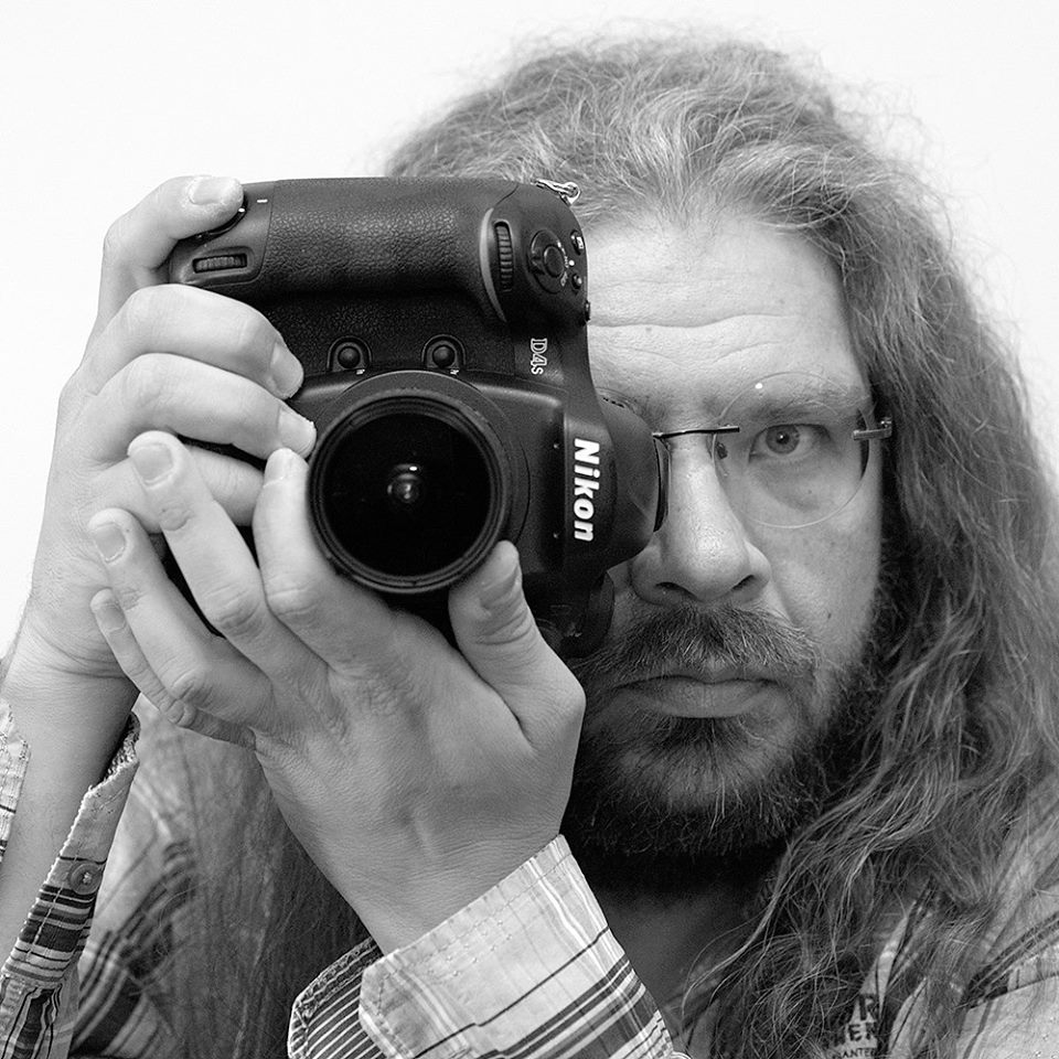 Фотожурналист National Geographic