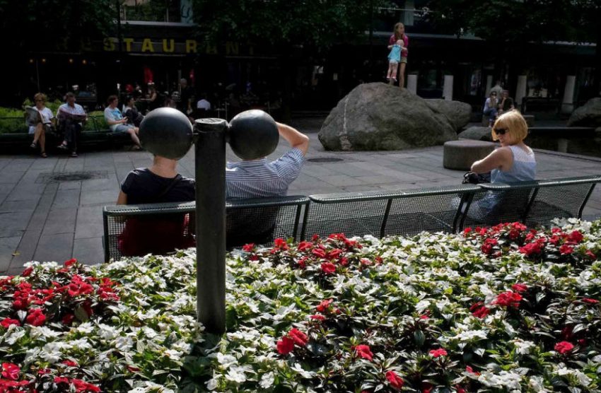 Вулична фотографія Пау Бускато — пошук краси в хаосі міського середовища