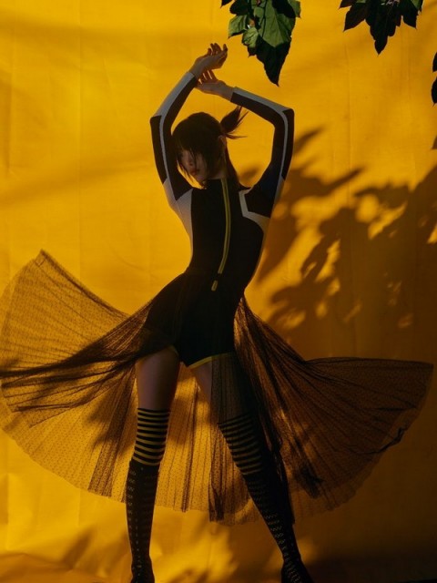 Photo by Viviane Sassen