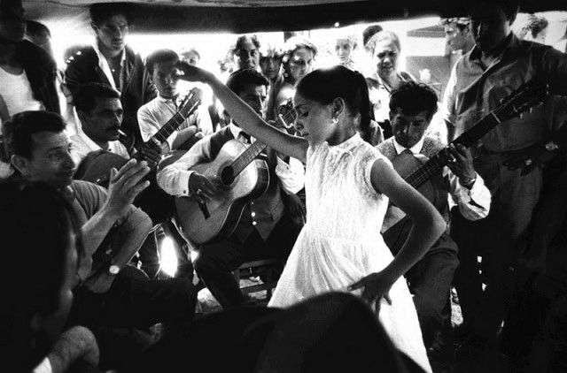 Photo by Sabine Weiss