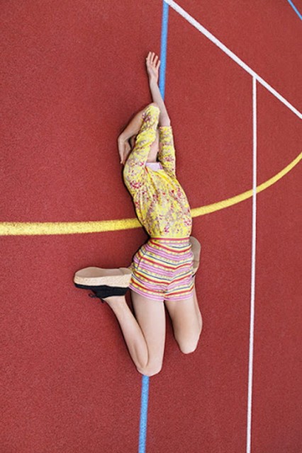 Photo by Viviane Sassen