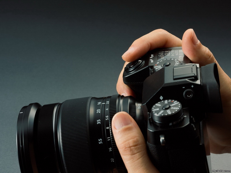 Чищення фотокамери та об'єктива після фотозйомки