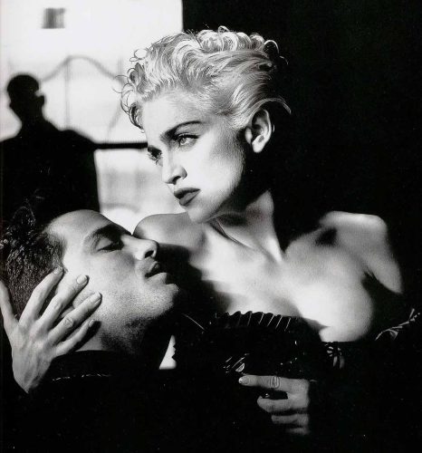 HELMUT NEWTON
