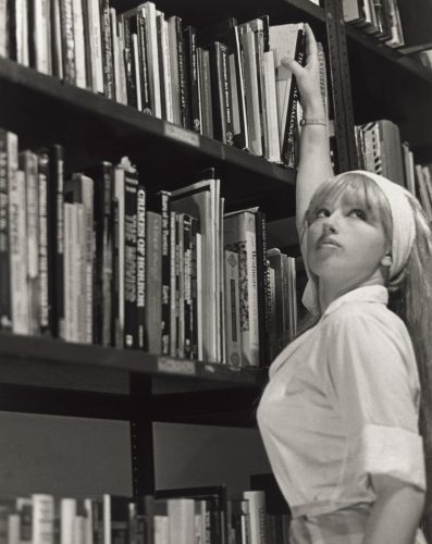 Cindy Sherman. Untitled Film Still #13