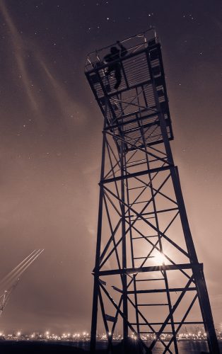 Reach out to the skies
