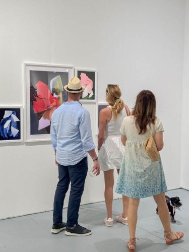 Commercial-promotion-of-an-art-photographer-9
