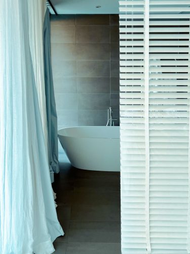 Blue Bathtub 